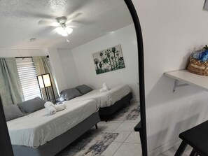 2 bedrooms, WiFi, bed sheets