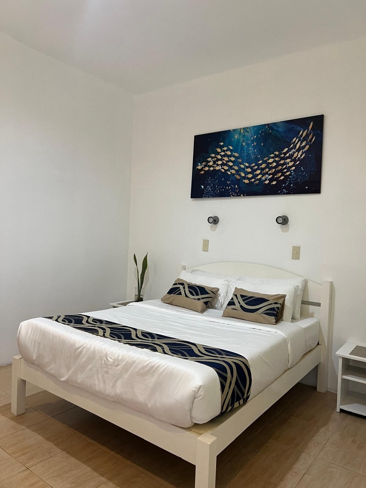 Deluxe tweepersoonskamer, uitzicht op zee | Een bureau, een laptopwerkplek, gratis wifi