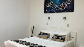 Deluxe Double Room, Ocean View | Desk, laptop workspace, free WiFi