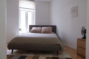 2 soverom, skrivebord, wi-fi (inkludert) og sengetøy