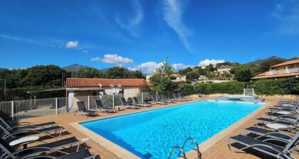 Studio Dolce & Vita C2 vue mer avec piscine