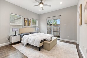 7 bedrooms, iron/ironing board, free WiFi, bed sheets