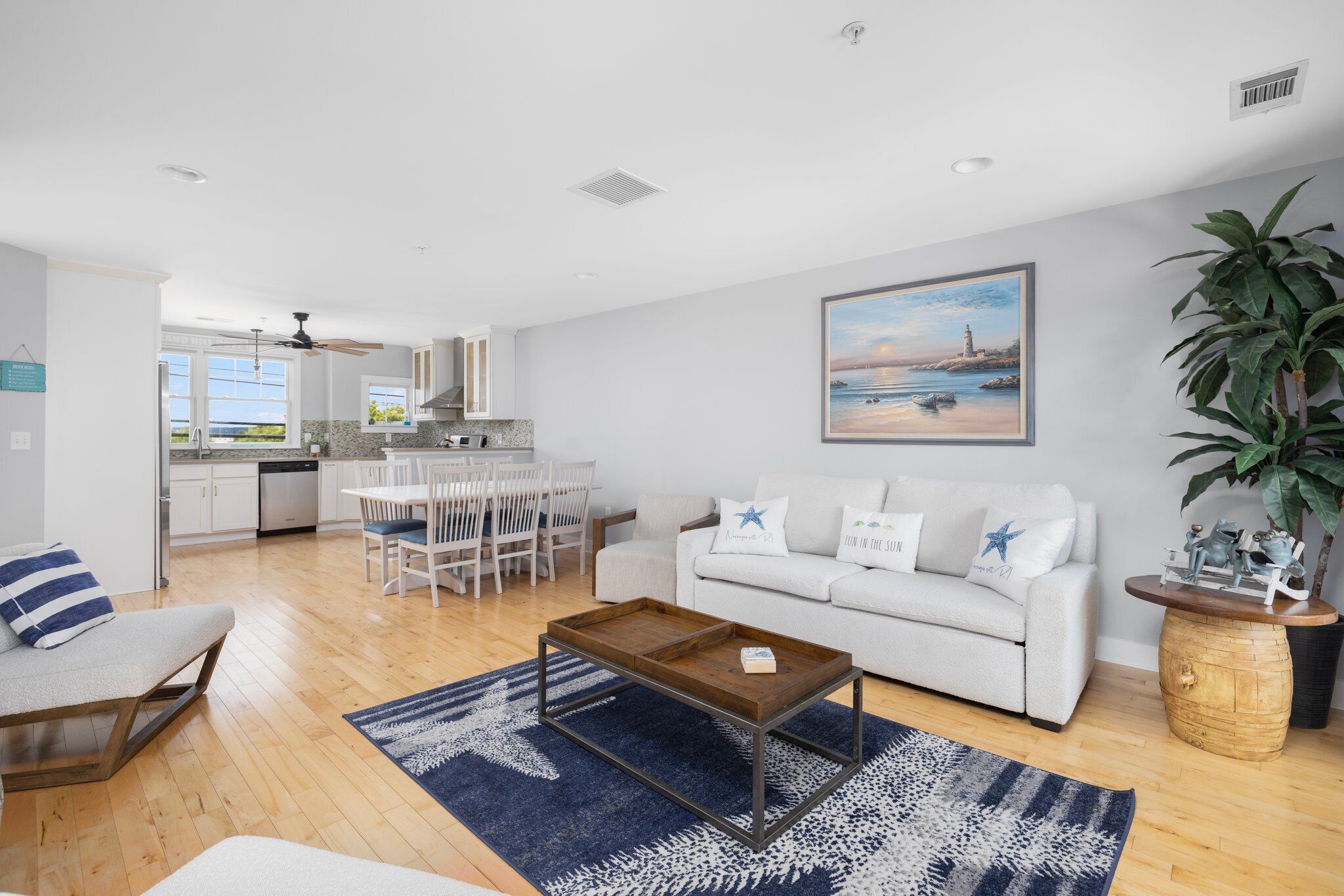 Oceanview Townhouse In Narragansett Ri W/private Access To Beach & Walk To All! - Rhode Island