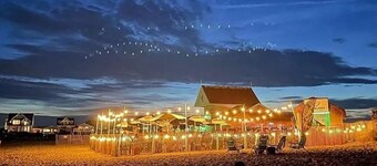 Beautiful Oceanview Townhouse in Narragansett RI with Private Beach Access