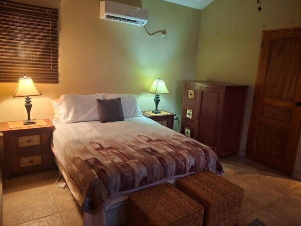 1 bedroom, WiFi, bed sheets