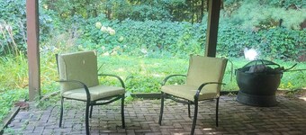 Airy, spacious, nature facing walk-out suite