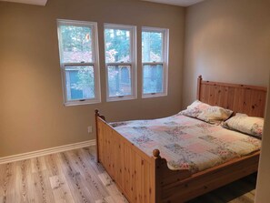 3 bedrooms, WiFi, bed sheets