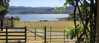 Ellary Cottage -  a cottage that sleeps 4 guests  in 2 bedrooms