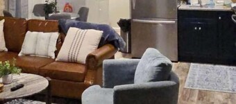 The Market Apts by Nest and Bloom -<br>Suite 3 (5043)