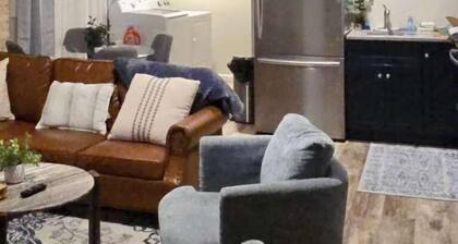 The Market Apts by Nest and Bloom -<br>Suite 3 (5043)