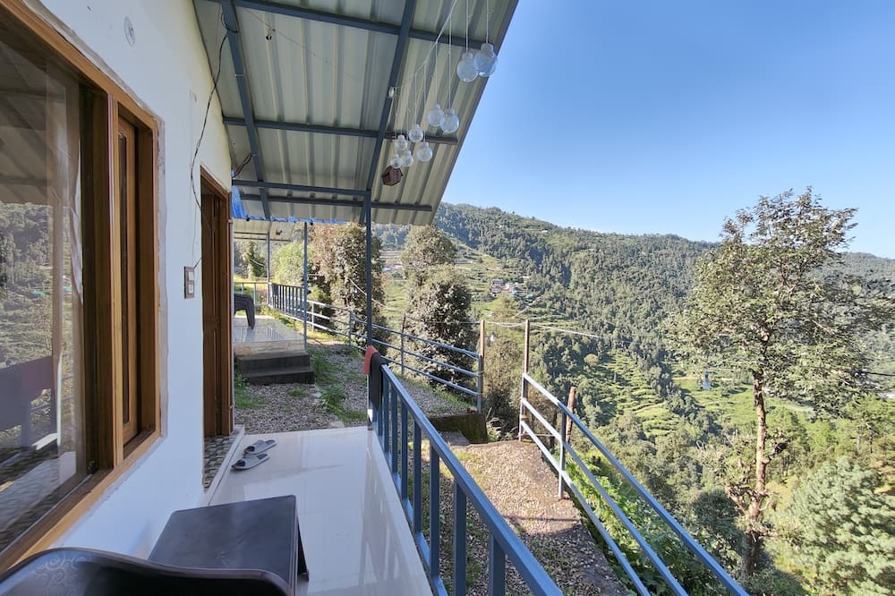 Himwanderer Camps and Cottages Pangot