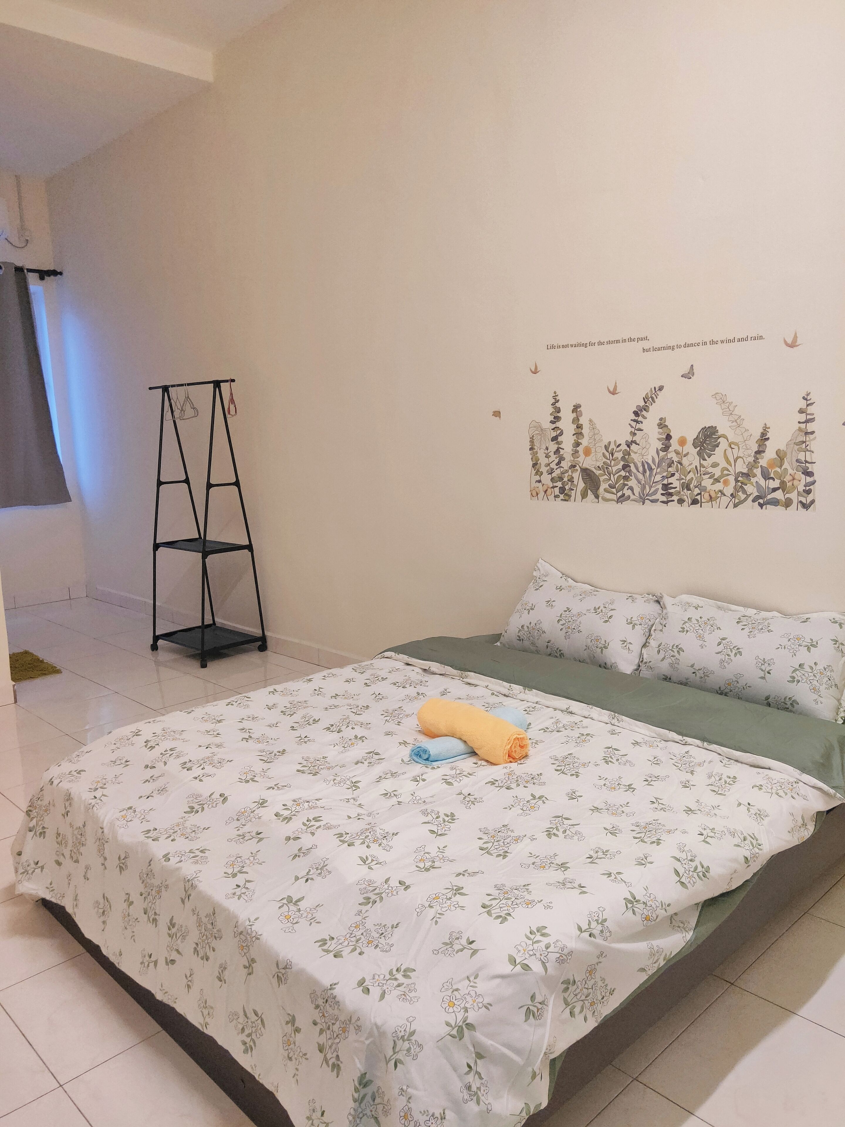 4 多间卧室、办公桌、熨斗/熨衣板、免费 WiFi