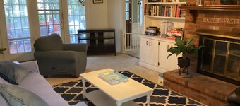 Charming 1-bedroom apartment in Wilmington with WiFi and AC
