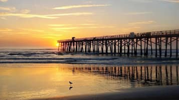 Liegestühle, Strandtücher