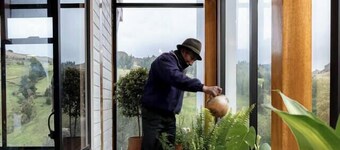 Warmi Modern Luxury House with Mountain View