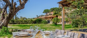 Villa a few steps from the sea