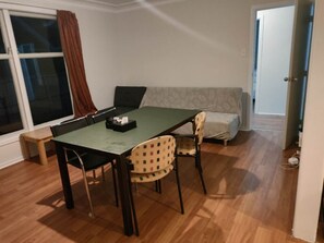 Chalet | Living area - 3 Bedroom Garden Chalet B (Auckland)