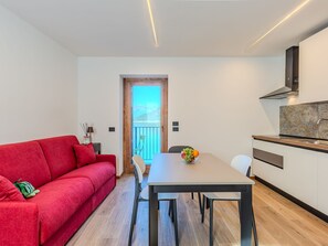 Dining - Martin Pescatore by Interhome (Lago di Mezzola)