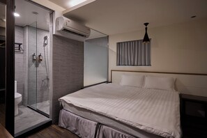 Classic Double Room | Desk, free WiFi - ZZZ HOTEL (Jiaoxi)