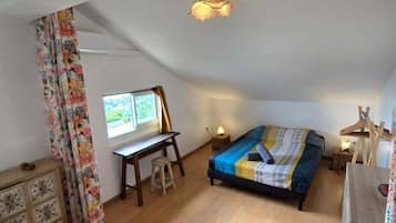 2 sovrum, strykjärn/strykbräda, internet och sängkläder