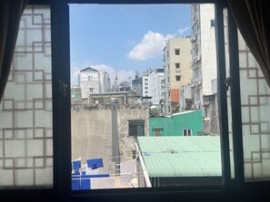 City view from property - Mai Mai Hostel Homestay (Ho Chi Minh City)