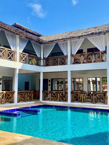 M&M VILLAS ZANZIBAR