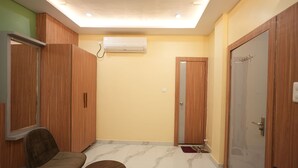 Executive Double Room | Ruang kerja komputer riba, langsir/tirai gelap terus
