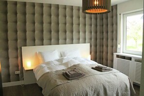 6 bedrooms, iron/ironing board, free WiFi - Luxuriöses Ferienhaus in Waldnähe in Winterberg (Siedlinghausen/Winterberg)