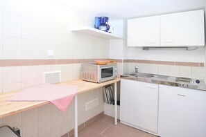 Fridge, microwave, coffee/tea maker