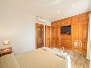 3 Schlafzimmer, Bügeleisen/Bügelbrett, kostenloses WLAN, Bettwäsche