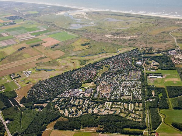 Unclassified image, 1 of 20, button - Holiday House in Holland with Big Garden (De Cocksdorp Texel)