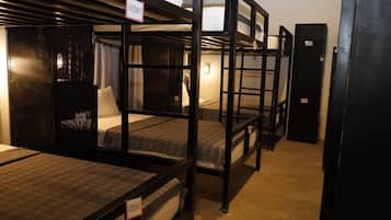 经济宿舍, 女士专用房 | 高档床上用品、客房内保险箱、隔音、免费 WiFi