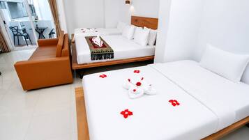 Family Triple Room, City View | Premium bedding, in-room safe, soundproofing, WiFi (free)