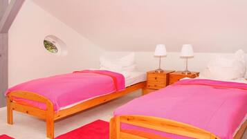 2 間睡房、熨斗/熨衫板、免費 Wi-Fi、床單