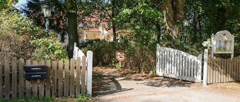 Enceinte de l’hébergement