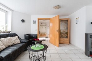 Tv, pejs, dvd-afspiller