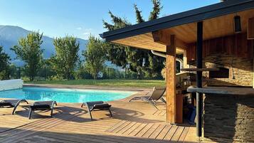 Seasonal outdoor pool, sun loungers