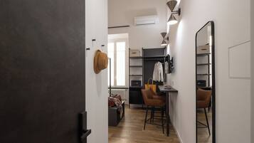 Design-huone, tupakointi kielletty, oma kylpyhuone | Egyptinpuuvillaiset lakanat, ylelliset vuodevaatteet, untuvapeitot