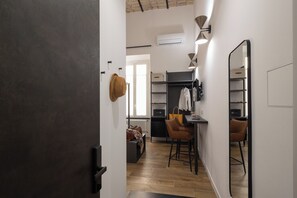 ห้องดีไซน์, ปลอดบุหรี่, ห้องน้ำส่วนตัว | ผ้าปูที่นอนฝ้ายอียิปต์, เครื่องนอนระดับพรีเมียม, ผ้านวมขนเป็ด