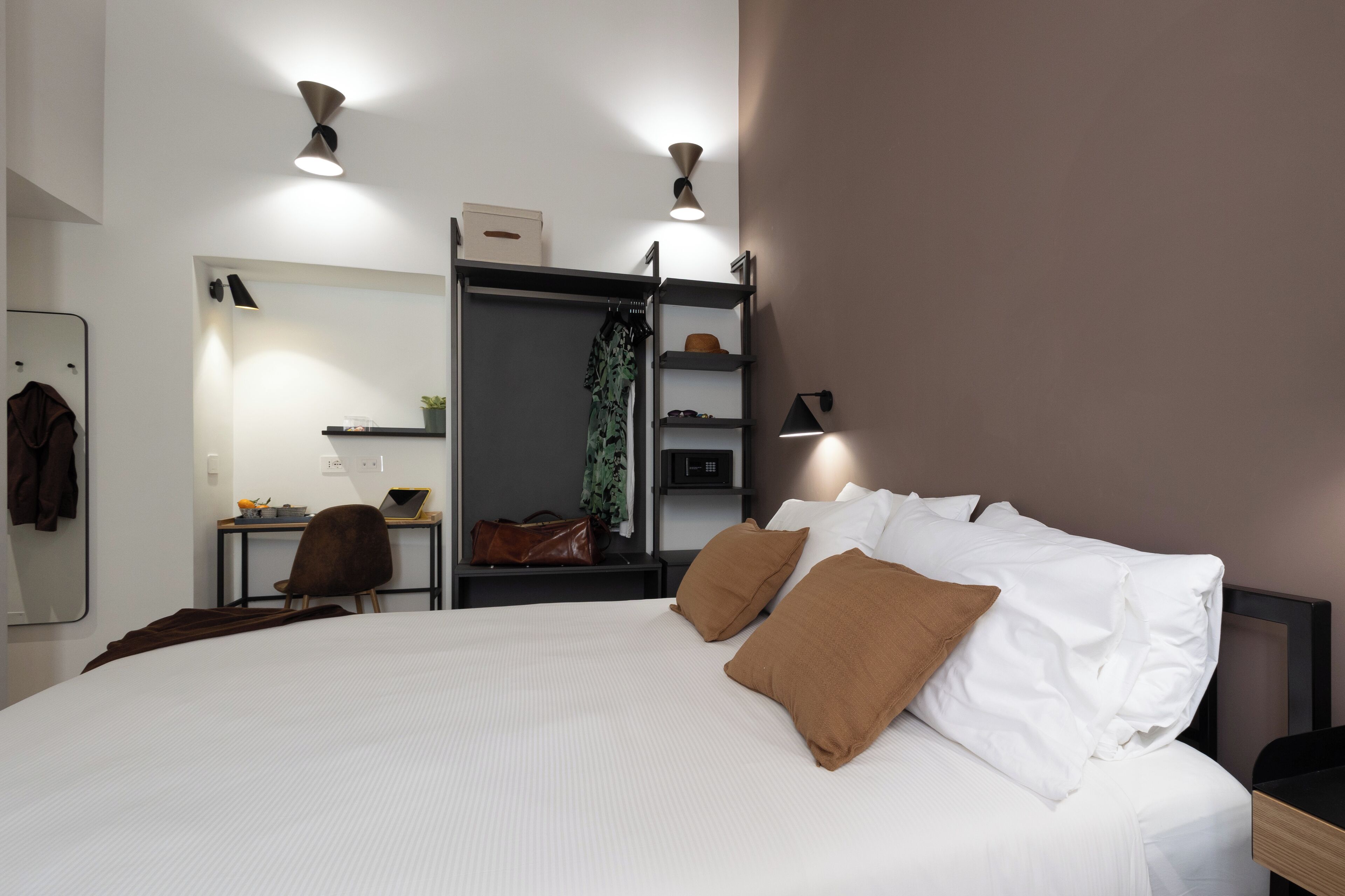 Perhesviitti, 1 suuri parisänky ja vuodesohva, tupakointi kielletty, keittotila | Egyptinpuuvillaiset lakanat, ylelliset vuodevaatteet, untuvapeitot