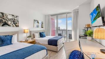 Desk, iron/ironing board, travel cot, WiFi