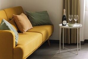 Smart TV, books - Cà de Mâ – Sea Front Suite (Genova)
