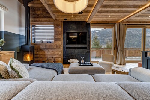 L'Etimcelle - A chalet for all seasons with sauna and outdoor jacuzzi
