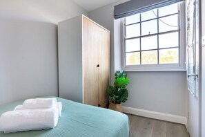 Departamento, 1 habitación, para no fumadores, vista a la ciudad | 1 habitación, tabla de planchar con plancha y wifi gratis 