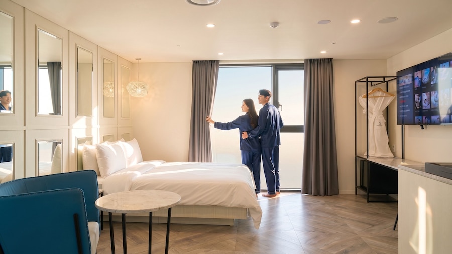 Restia Incheonbay Hotel