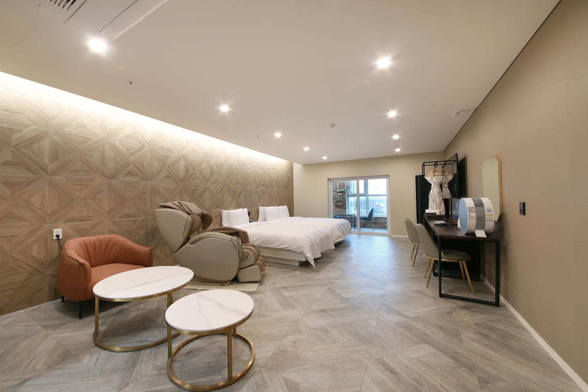 Super Superior Twin Room, Shower Grab Bars, River View | 1 dormitorio y wifi gratis