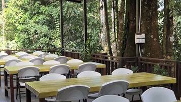 Ristorazione all'aperto