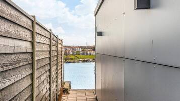 Hus | Udsigt over vandet