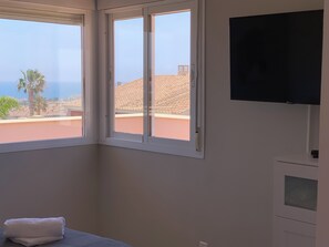 2 habitaciones, tabla de planchar con plancha y wifi gratis