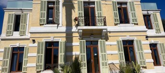 1890 house with sea view 300 m from the sea